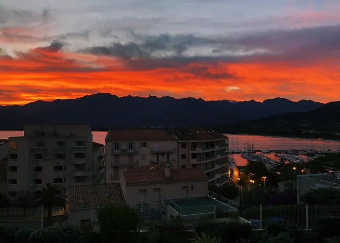 Vue - 2ch 2sdb - Parking - Vue Splendide Et Montagne *